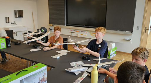 Modellflugzeug bauen und fliegen