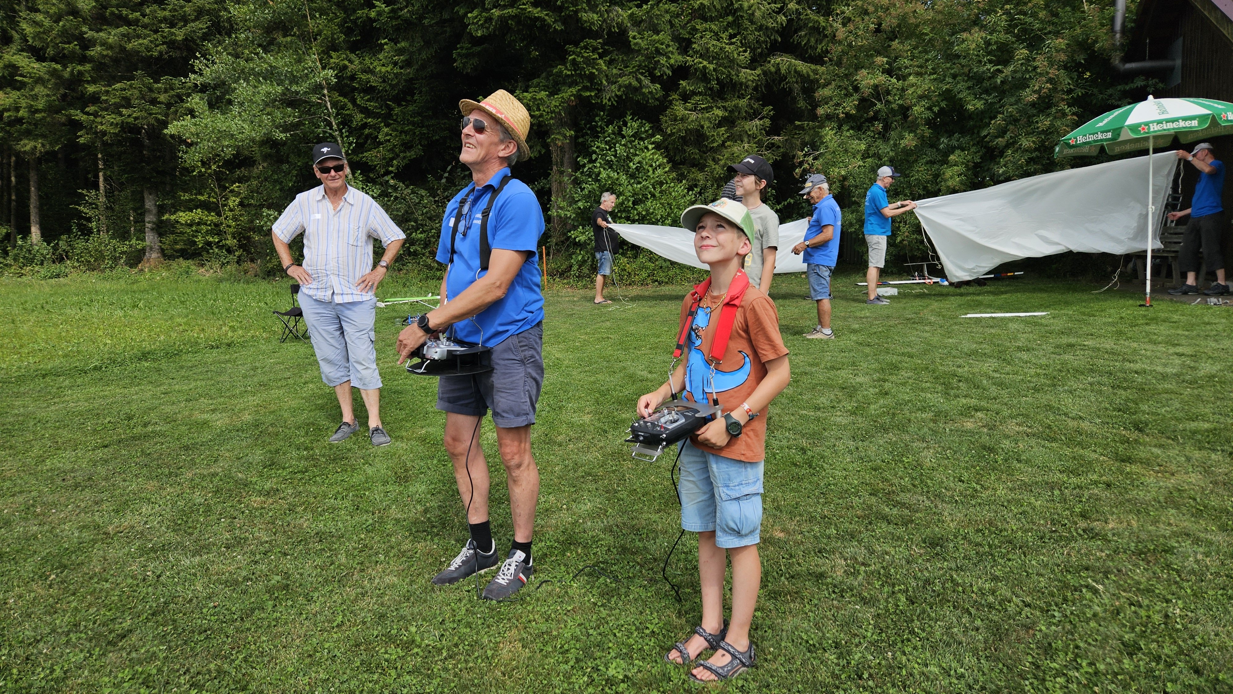 Modelflugzeug bauen und fliegen