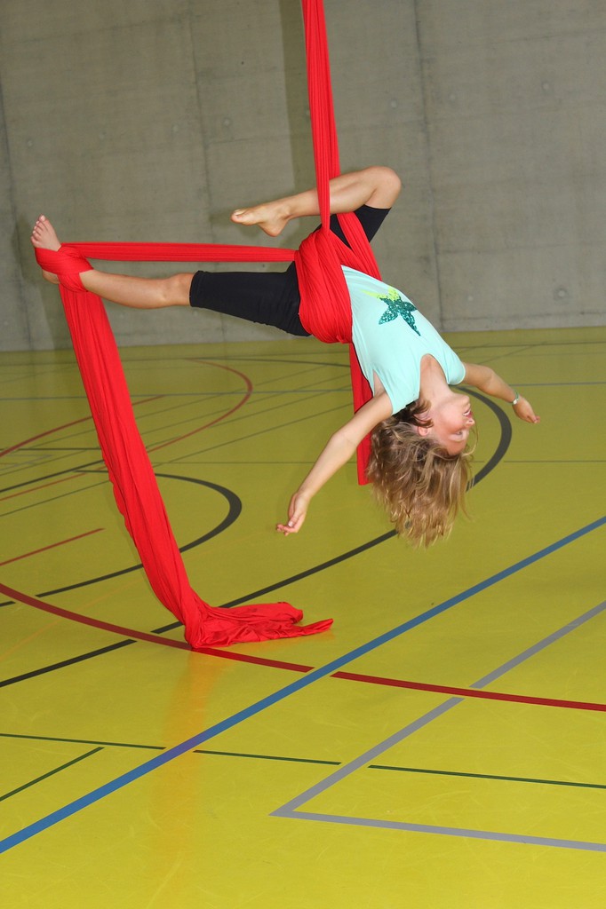 Aerial Silk - Akrobatik in der Luft